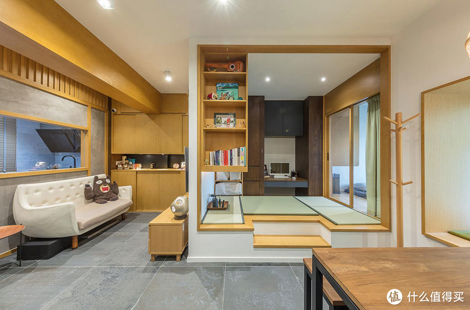 香港一家三口的40㎡小家,卧室里看海,小如鼠窝的海景房太美了!