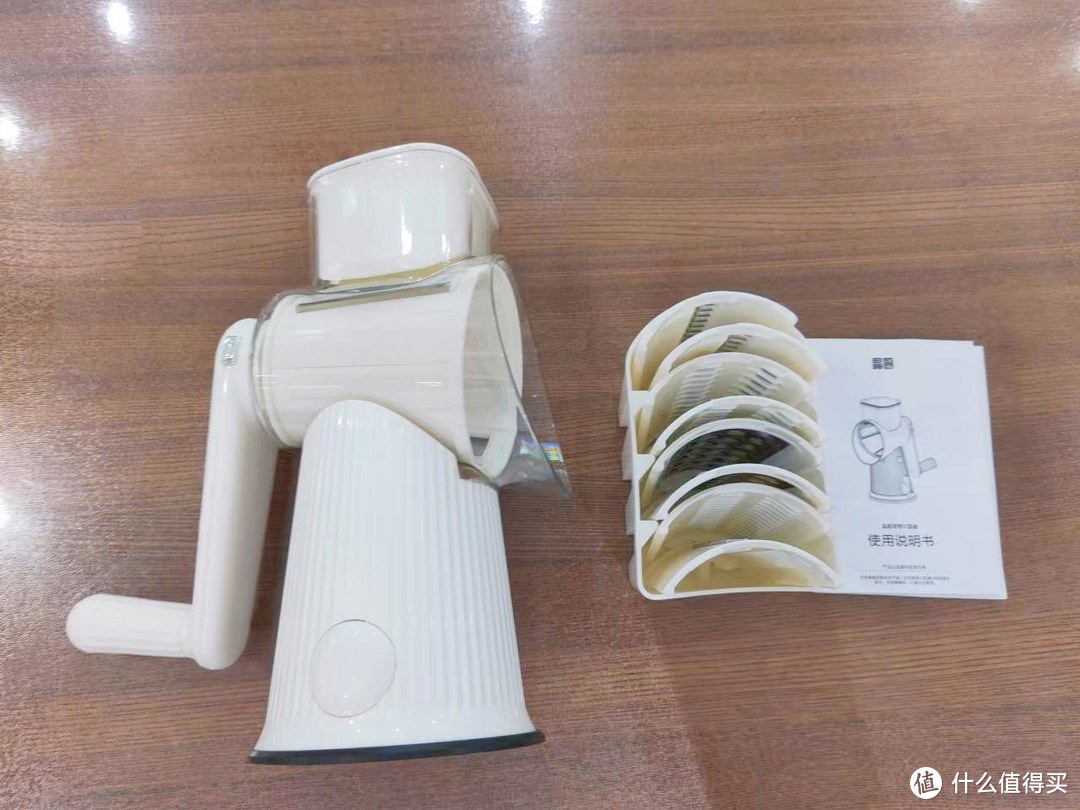 米粉都爱上做饭,小米有品晶厨多功能滚筒切菜器体验,可切片切丝